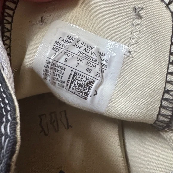 Converse Black and White Low Top Canvas Sneakers - Picture 2 of 3